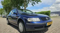 Gebruikt 2000 VW Passat Comfortline Sedan | € 1.399 (Goede deal)