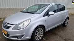 Grijs Gebruikt 2010 Opel Corsa Edition Hatchback | € 2.000 (Eerlijke prijs)