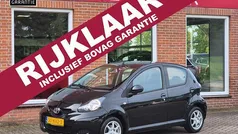 Zwart Gebruikt 2010 Toyota Aygo Comfort Hatchback | € 5.000 (Eerlijke prijs)