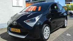 Gebruikt 2019 Toyota Aygo X-play Hatchback | € 11.400 (Eerlijke prijs)