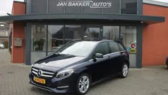 Gebruikt 2016 Mercedes B200 Ambition MPV | € 17.950 (Eerlijke prijs)