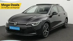 Gebruikt 2021 VW Golf VIII Style Hatchback | € 23.500 (Eerlijke prijs)