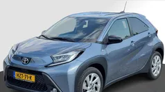 Gebruikt 2024 Toyota Aygo Play Hatchback | € 21.895 (Eerlijke prijs)