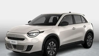 Gebruikt 2025 Fiat 600 Urban SUV | € 30.090 (Eerlijke prijs)