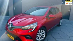 Rood Gebruikt 2021 Renault Clio V Intens Hatchback | € 13.495 (Eerlijke prijs)