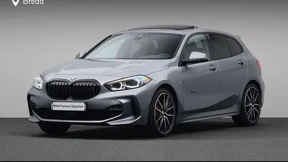 Gebruikt 2024 BMW 118 Shadowline Hatchback | € 36.880 (Eerlijke prijs)