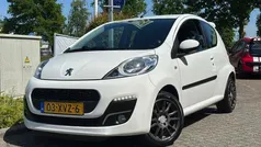 Wit Gebruikt 2012 Peugeot 107 Active Hatchback | € 3.950 (Eerlijke prijs)