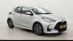 Grijs Gebruikt 2020 Toyota Yaris Hybrid Hatchback | € 20.999 (Eerlijke prijs)