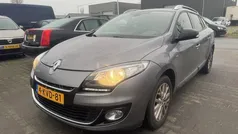 Grijs, metallic lak Gebruikt 2013 Renault Mégane GrandTour Bose Edition Stationwagen | € 3.950 (Eerlijke prijs)