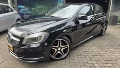 Zwart, metallic lak Gebruikt 2015 Mercedes A180 Ambition Hatchback | € 14.950 (Eerlijke prijs)