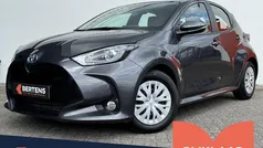 Grijs Gebruikt 2024 Toyota Yaris Active Hatchback | € 22.895 (Eerlijke prijs)