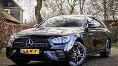 Zwart Gebruikt 2022 Mercedes E300 AMG line Stationwagen | € 45.950 (Goede deal)