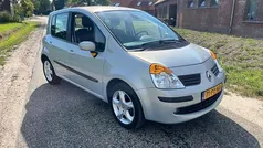 Grijs Gebruikt 2005 Renault Modus Expression MPV | € 2.895 (Eerlijke prijs)