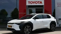 Gebruikt 2023 Toyota bZ4X Premium SUV | € 34.999 (Goede deal)