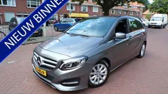 Grijs Gebruikt 2016 Mercedes B180 Ambition MPV | € 12.944 (Eerlijke prijs)