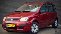 Rood, metallic lak Gebruikt 2006 Fiat Panda Dynamic Hatchback | € 2.450 (Eerlijke prijs)