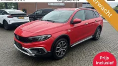 Rood Gebruikt 2022 Fiat Tipo Cross Stationwagen | € 18.500 (Eerlijke prijs)