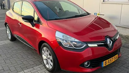 Occasion 2014 Renault Clio IV Expression Hatchback | € 4.245 (Goede deal)
