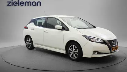 Gebruikt 2020 Nissan Leaf Acenta Hatchback | € 10.345 (Goede deal)