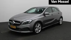 Grijs Gebruikt 2018 Mercedes A180 Business Hatchback | € 17.400 (Super prijs)