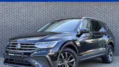 Zwart Gebruikt 2024 VW Tiguan Business SUV | € 45.900 (Goede deal)