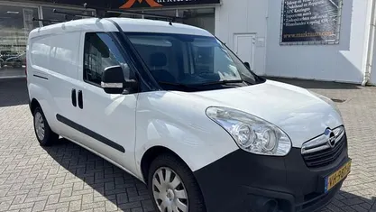 Wit Gebruikt 2014 Opel Combo MPV | € 3.940 (Goede deal)
