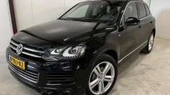 Zwart, metallic lak Gebruikt 2014 VW Touareg R-line SUV | € 20.940 (Eerlijke prijs)