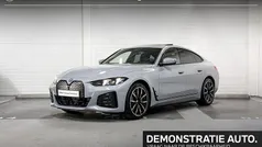 M brooklyn grau (licht grijs) Gebruikt 2025 BMW i4 Comfort Edition Sedan | € 51.900 (Goede deal)
