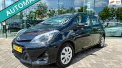 Zwart Gebruikt 2013 Toyota Yaris Hatchback | € 11.345 (Eerlijke prijs)