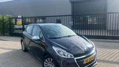 Blauw Gebruikt 2015 Peugeot 208 Allure Hatchback | € 5.299 (Eerlijke prijs)
