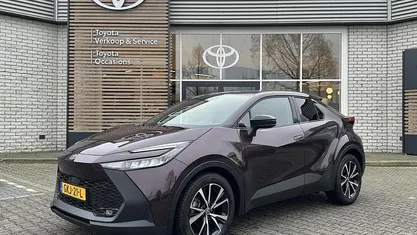 Occasion Toyota C-HR 140 PK (102 kW) 2024 Paars SUV