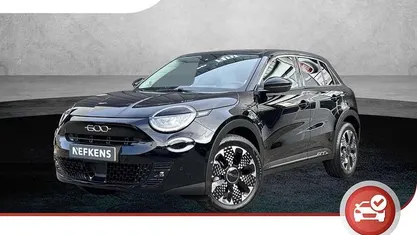 Zwart Gebruikt 2025 Fiat 600 La Prima SUV | € 27.925 (Goede deal)