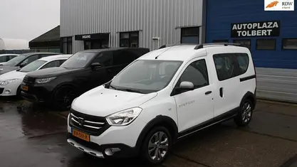Occasion 2017 Dacia Dokker Stepway MPV | € 5.950 (Super prijs)