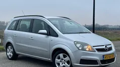 Grijs Gebruikt 2007 Opel Zafira Enjoy MPV | € 2.750 (Eerlijke prijs)