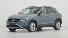 Gebruikt 2022 VW T-Roc Life SUV | € 23.940 (Eerlijke prijs)