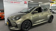 Gebruikt 2021 Toyota Yaris Hybrid Active Hatchback | € 17.950 (Eerlijke prijs)