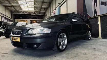 Occasion 2004 Volvo V70 Stationwagen | € 10.900 (Eerlijke prijs)