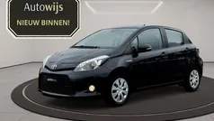 Zwart Gebruikt 2013 Toyota Yaris Hatchback | € 11.495 (Eerlijke prijs)