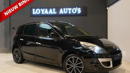 Zwart Occasion 2011 Renault Scénic III Dynamique MPV | € 4.999 (Eerlijke prijs)