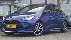 Blauw Gebruikt 2021 Toyota Yaris Hybrid Edition Hatchback | € 20.995 (Eerlijke prijs)