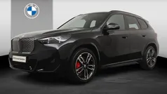 Zwart Gebruikt 2025 BMW iX1 M Sport SUV | € 61.424 (Eerlijke prijs)