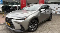 Zilver Gebruikt 2024 Lexus NX450h+ Executive Line SUV | € 54.895 (Super prijs)