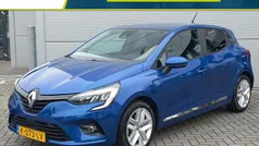Blauw Gebruikt 2021 Renault Clio V Zen Hatchback | € 17.895 (Eerlijke prijs)