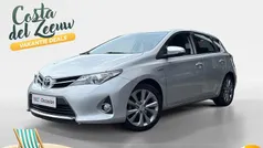 Grijs Gebruikt 2014 Toyota Auris Hybrid Hatchback | € 13.445 (Eerlijke prijs)