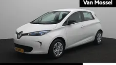 Blanc glacier Gebruikt 2019 Renault Zoe Life Hatchback | € 10.940 (Eerlijke prijs)