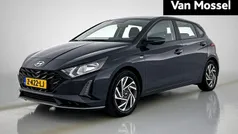 Grijs Gebruikt 2024 Hyundai i20 Comfort Hatchback | € 19.940 (Eerlijke prijs)