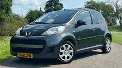 Grijs Gebruikt 2011 Peugeot 107 Sportium Hatchback | € 2.995 (Eerlijke prijs)