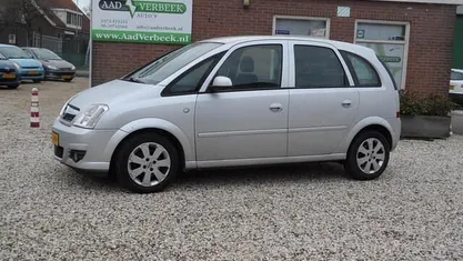 Grijs Gebruikt 2007 Opel Meriva Business MPV | € 1.650 (Goede deal)