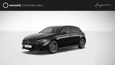 Zwart Nieuw 2025 Mercedes A250 AMG line Hatchback | € 41.651 (Super prijs)