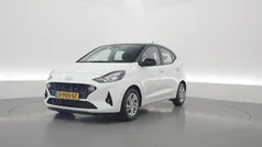 Wit Gebruikt 2023 Hyundai i10 Comfort Hatchback | € 15.250 (Eerlijke prijs)